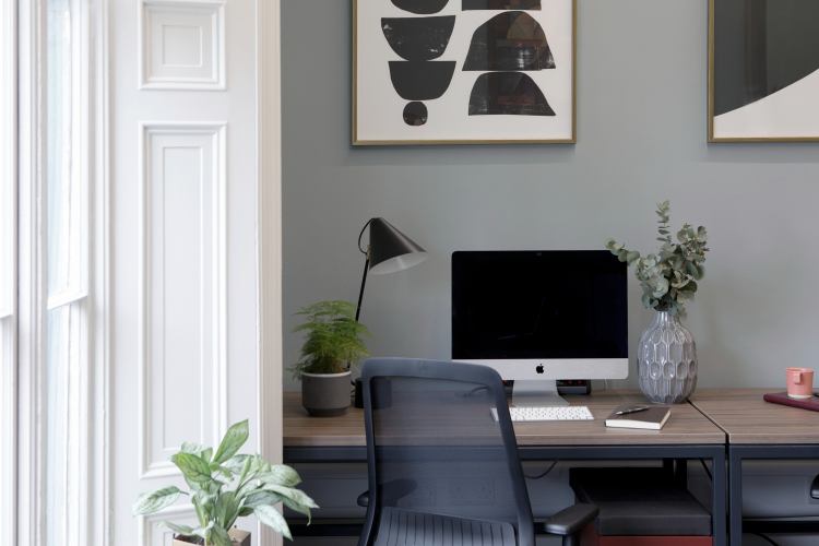 24 Fitzwilliam Place Dublin 2 Glandore - flexible office space to rent - corner desk